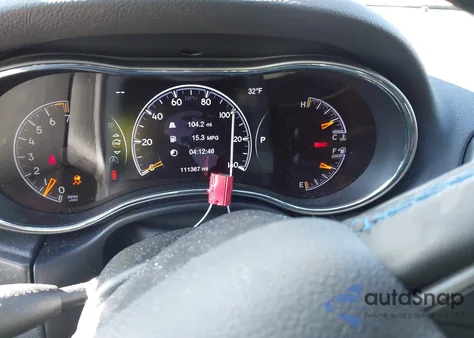 2018 Jeep Grand Cherokee Upland 4X4 z USA, uszkodzony, nr VIN 1C4RJFAG7JC352897